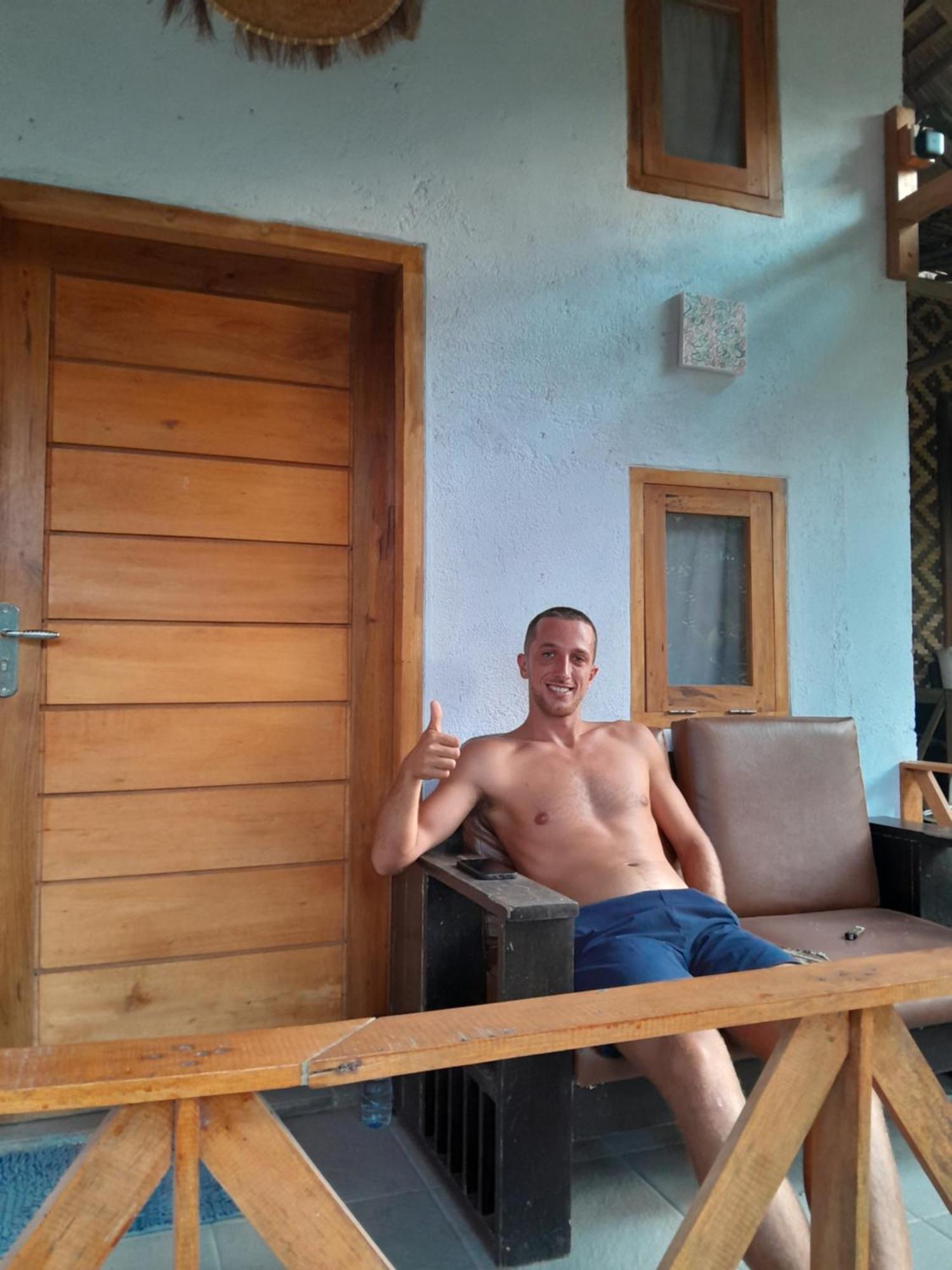 Anik Homestay & Dormy Batukaras Esterno foto