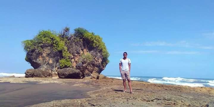 Anik Homestay & Dormy Batukaras Esterno foto